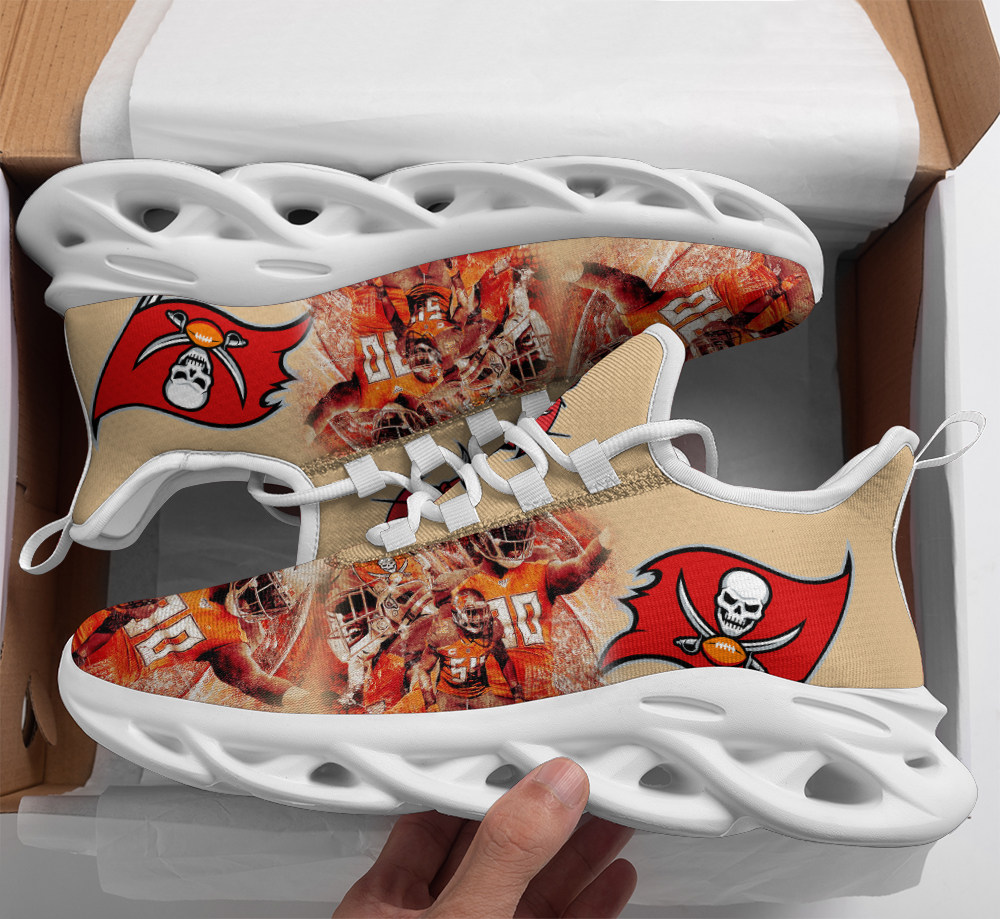 Tampa Bay Buccaneers MAX SOUL SHOES