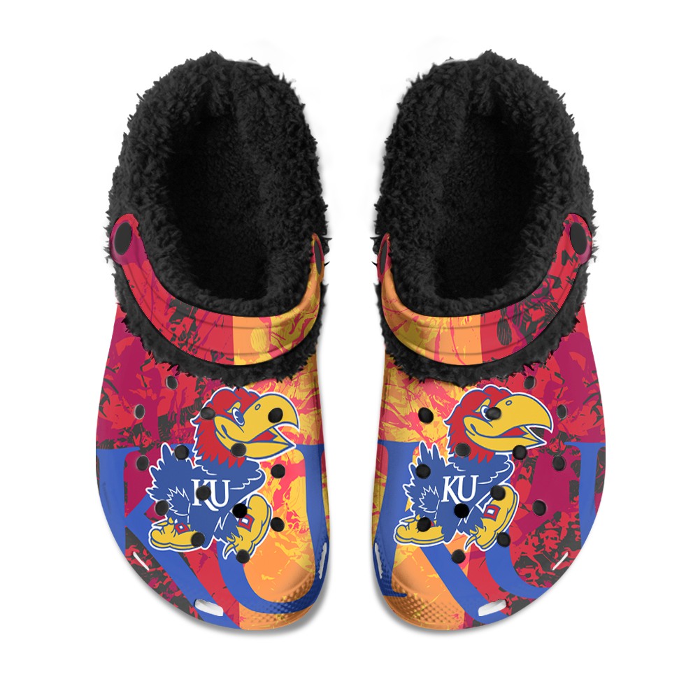 La Salle Explorers Fuzzy Slippers Clog