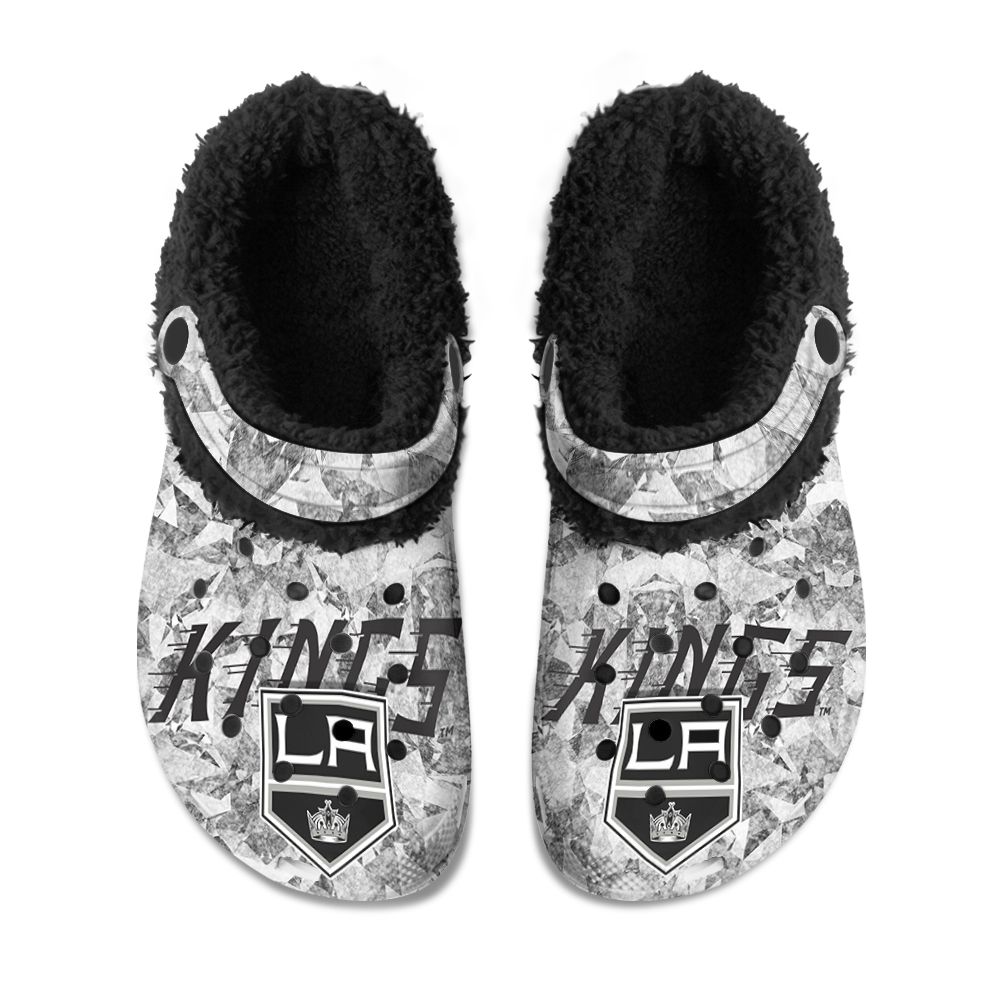 Detroit Red Wings Fuzzy Slippers Clog