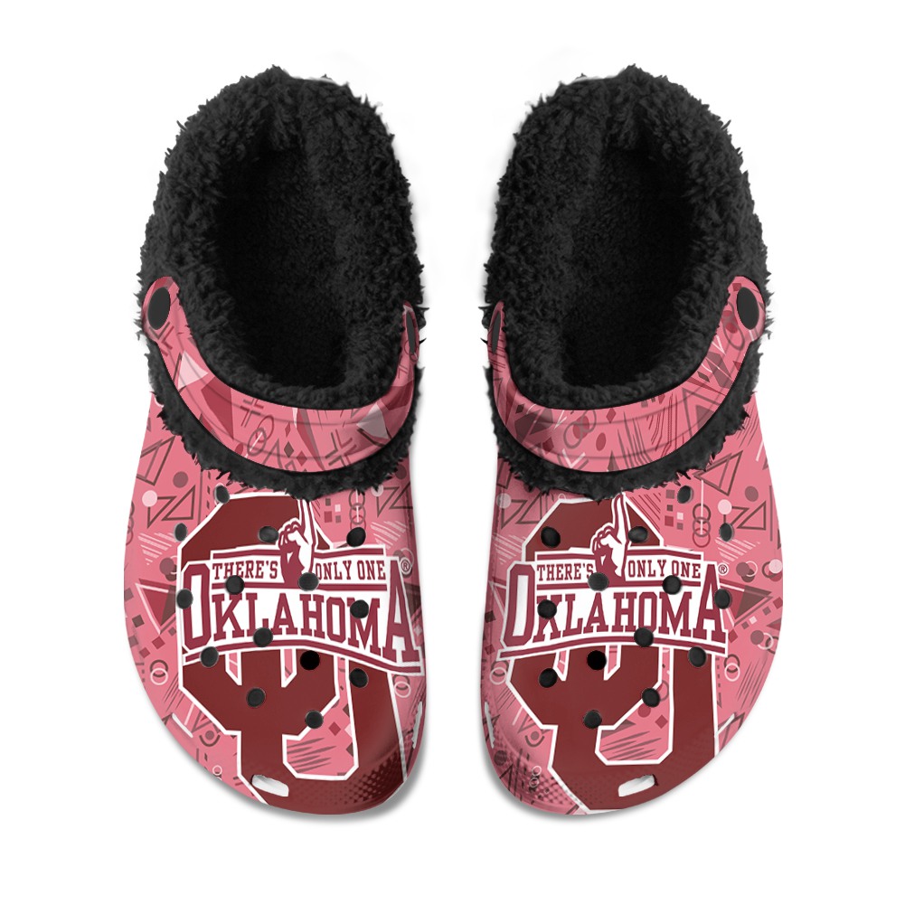 Oklahoma State Cowboys Fuzzy Slippers Clog