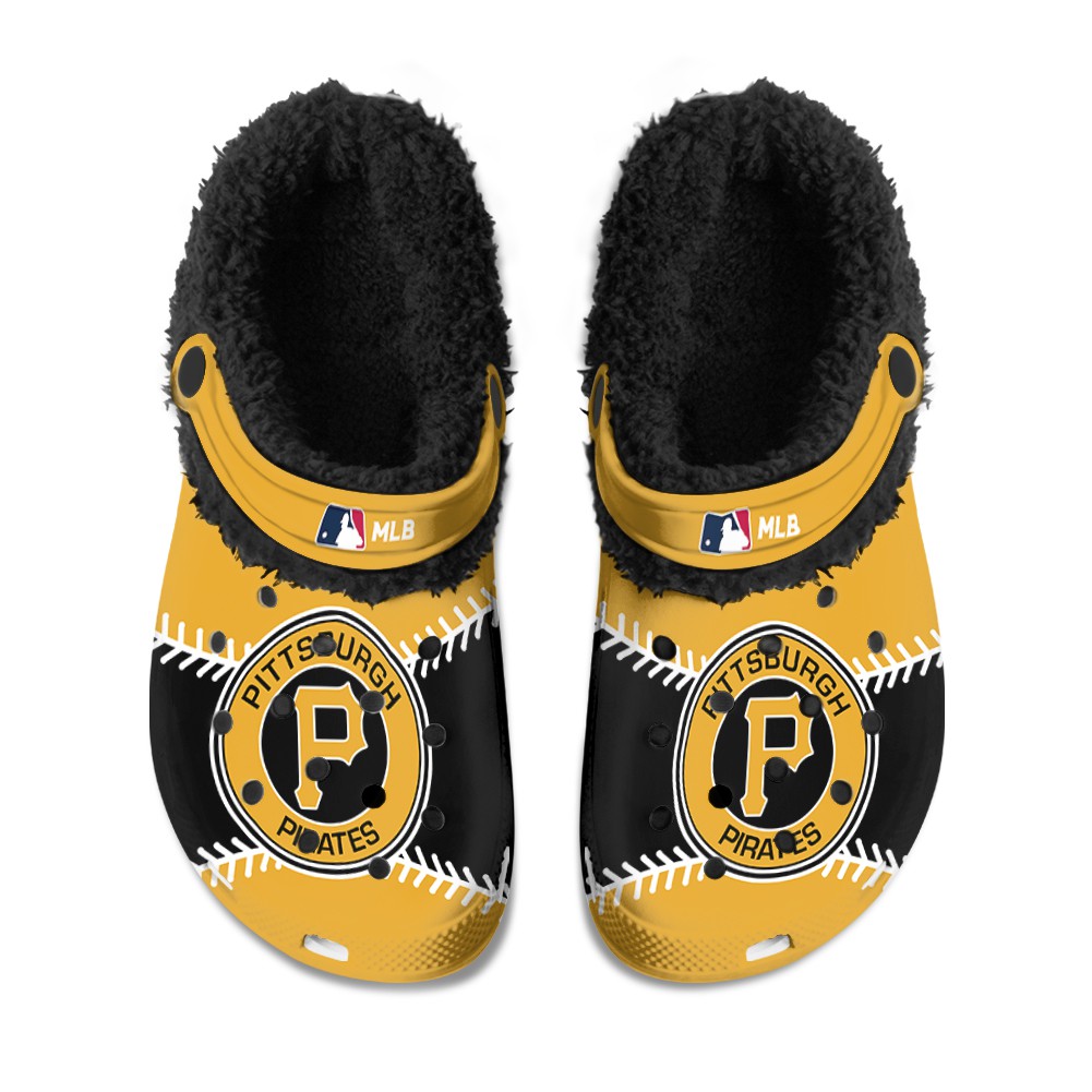 Milwaukee Brewers Fuzzy Slippers Clog