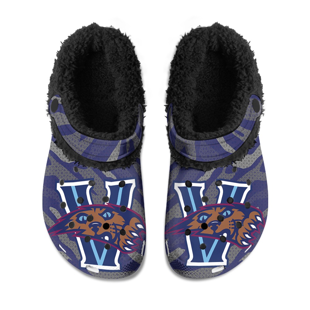 UConn Huskies Fuzzy Slippers Clog