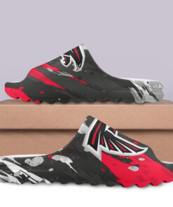 Atlanta20Falcons20NFL20Yeezy20Slipper20Mockup201.jpg