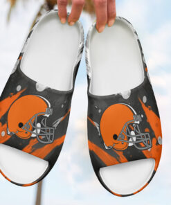 Cleveland Browns NFL Yeezy Slipper