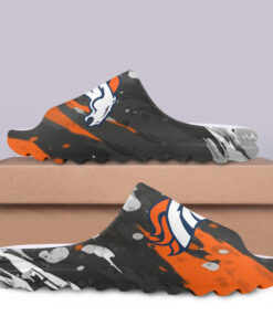 Denver20Broncos20NFL20Yeezy20Slipper20Mockup201.jpg