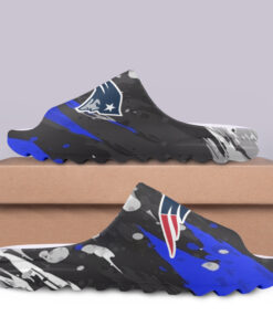 New20England20Patriots20NFL20Yeezy20Slipper20Mockup201.jpg