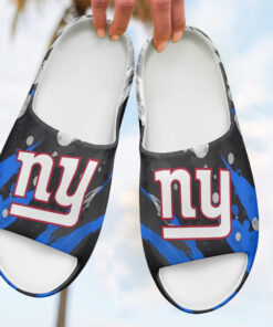 New20York20Giants20NFL20Yeezy20Slipper20Mockup202.jpg