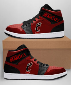 Cincinnati Bearcats Jordan Sneakers