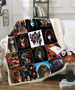 Kiss Quilt Blanket 2