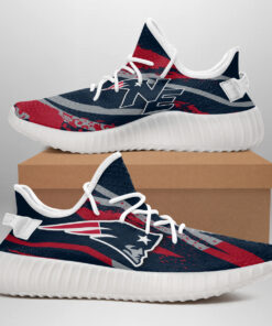 New England Patriots White Sneakers Yeezy High Quality