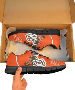 Cleveland Browns Men’s Breathable Sneakers – Model 055