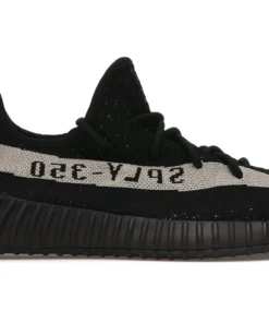 adidas Yeezy Boost 350 V2 Core Black White (2016/2022)