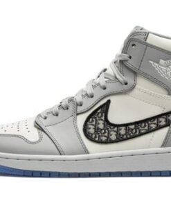 Air Jordan 1 Retro High CN8607